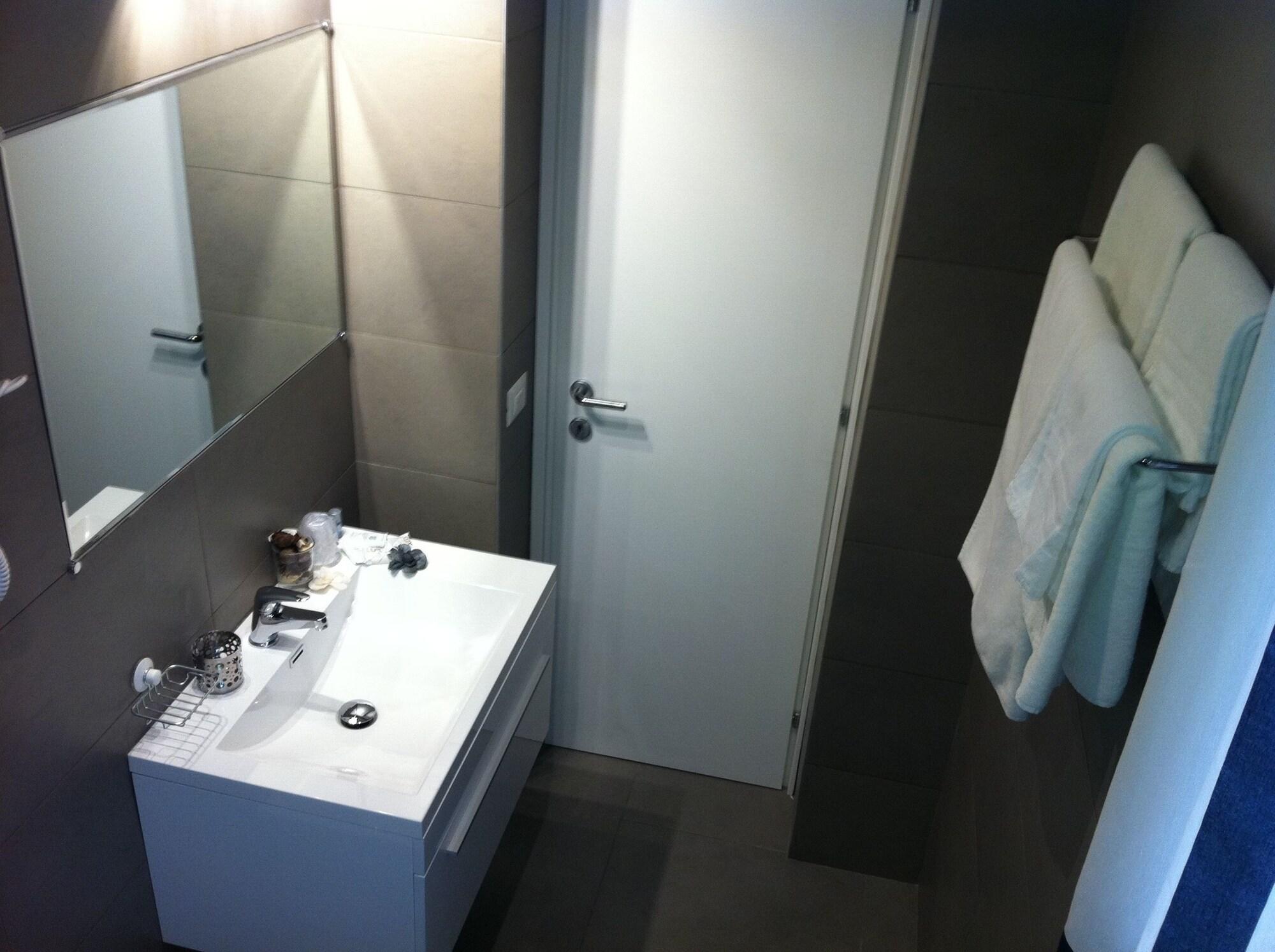 Holidays S.lorenzo New 2* Roma