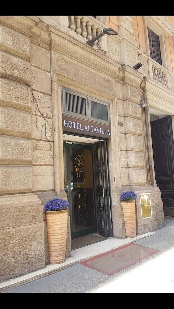 Hotell Altavilla