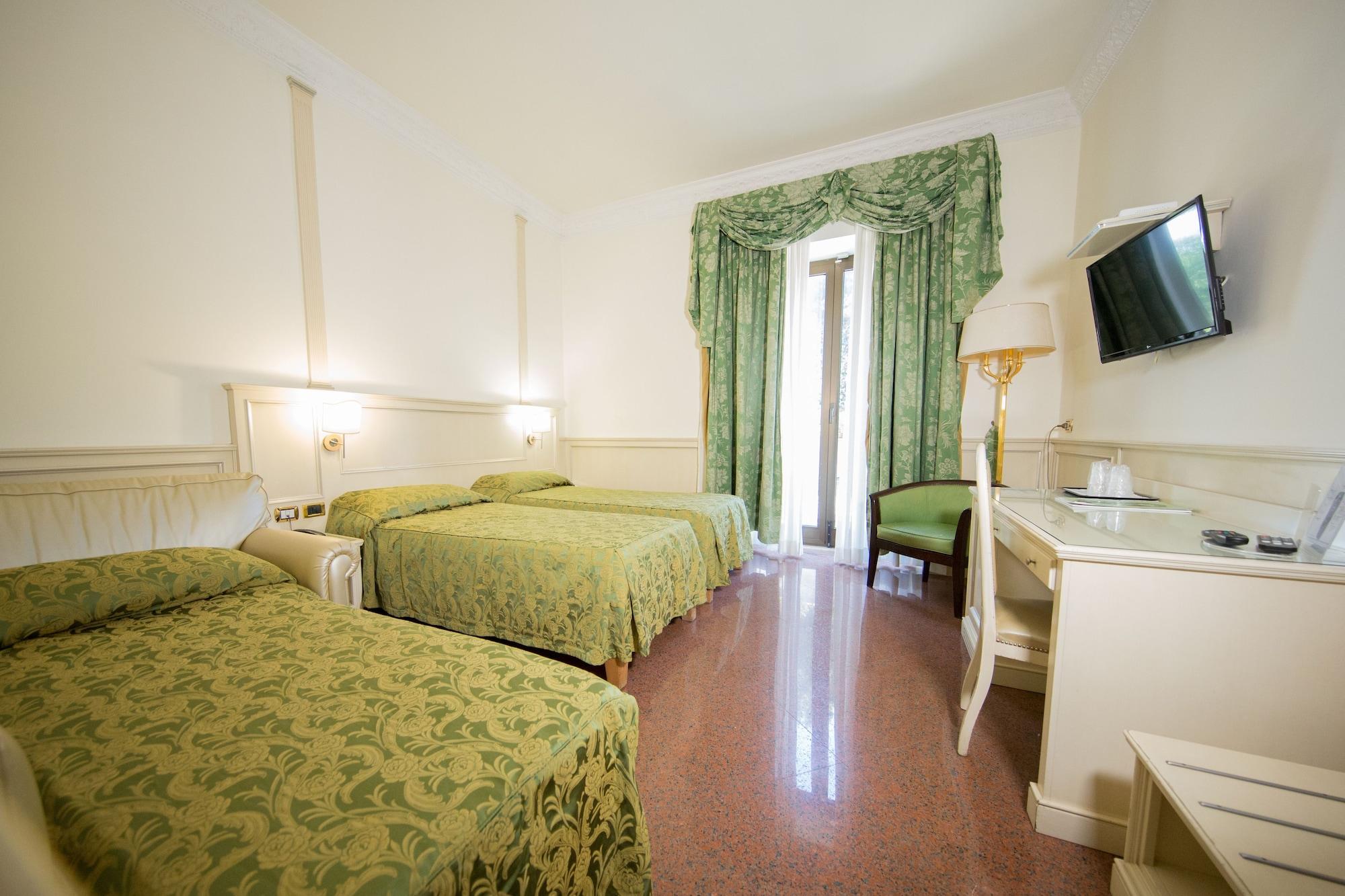 Mancini Park Hotel 4*