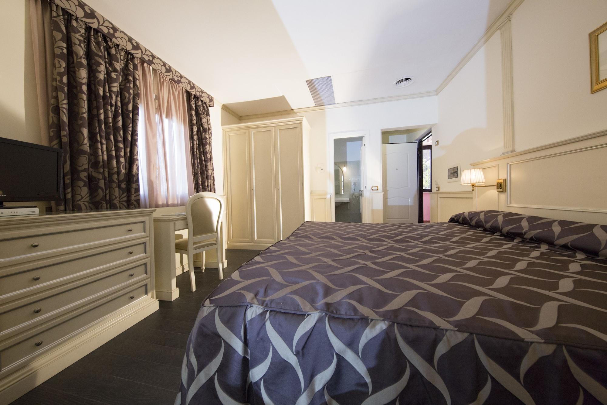 Hotel Mancini Park 4*