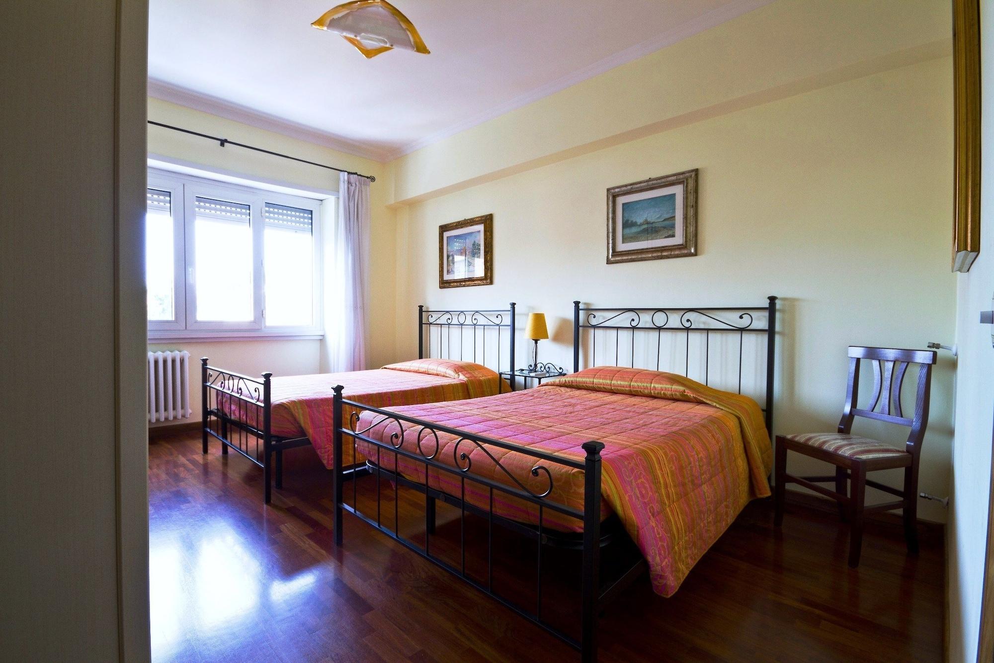Appia Davila25 Bed & Breakfast