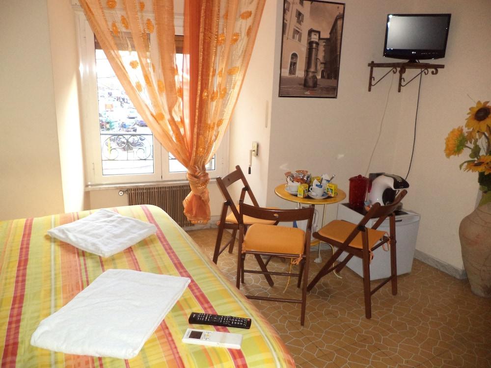 Quo Vadis 3*