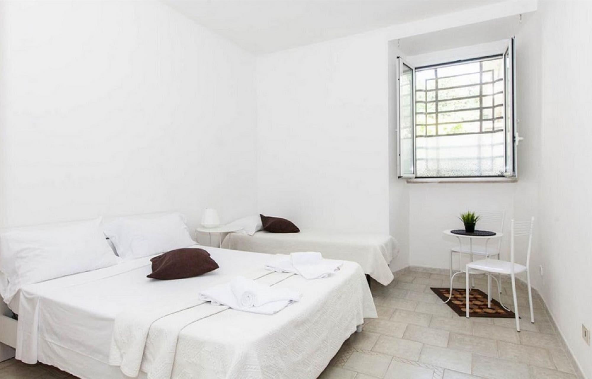 Al Colosseo 8 Bed & Breakfast 3*