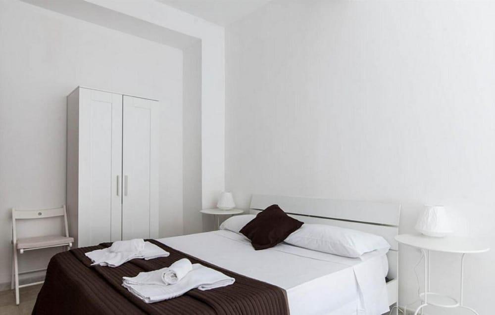 Bed & Breakfast Al Colosseo 8