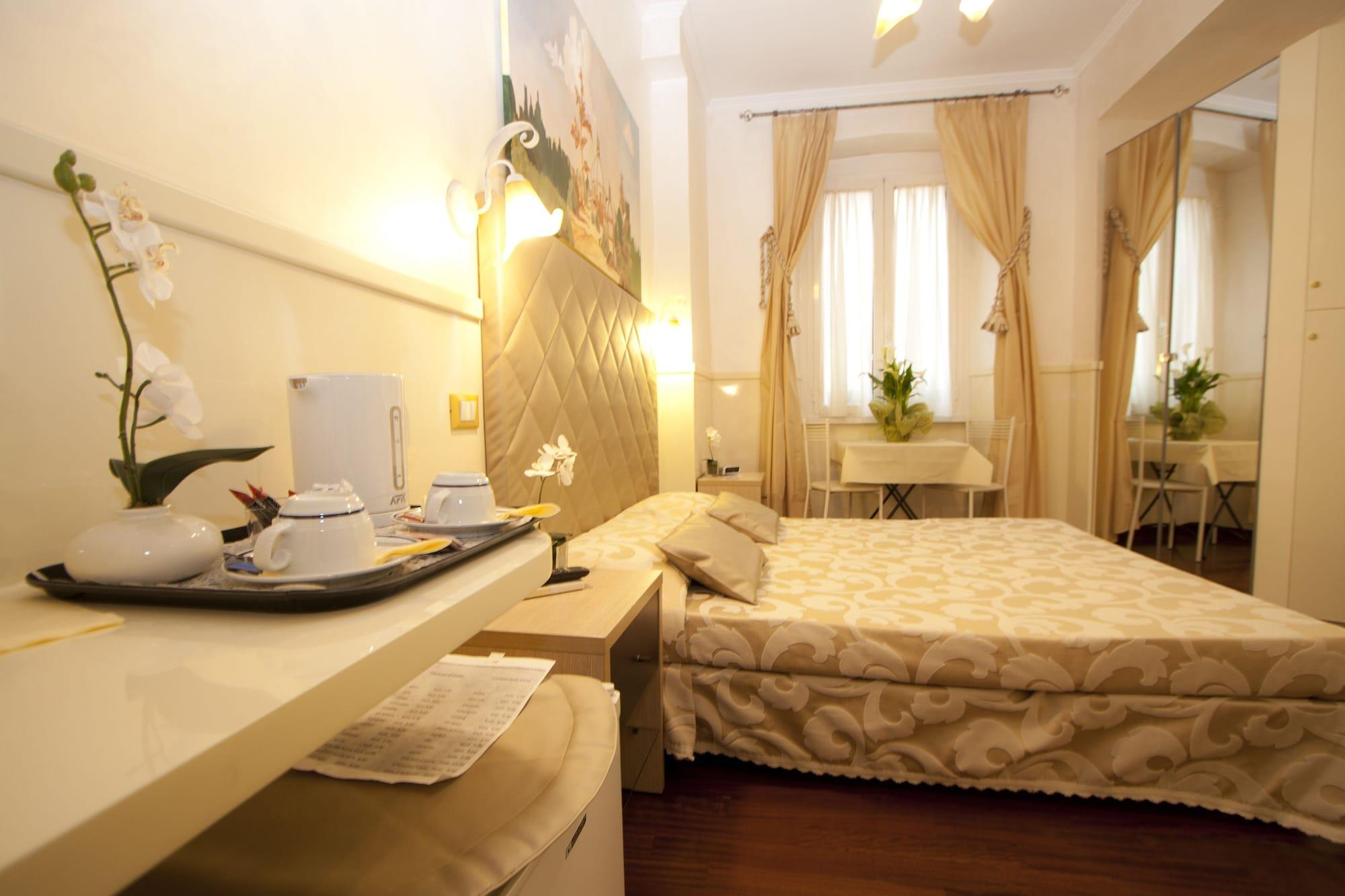 Bed & Breakfast Le Di Via Ottaviano - In