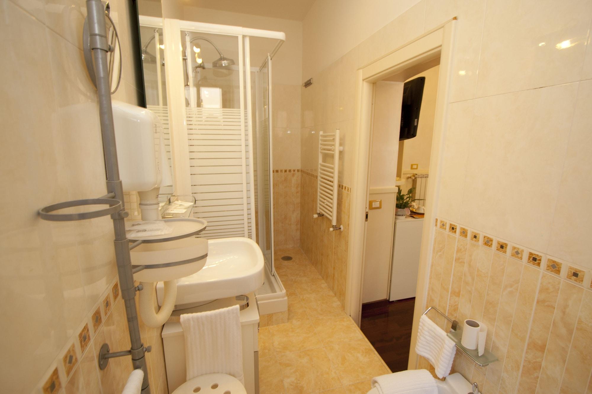 Bed & Breakfast Le Di Via Ottaviano - In 2*