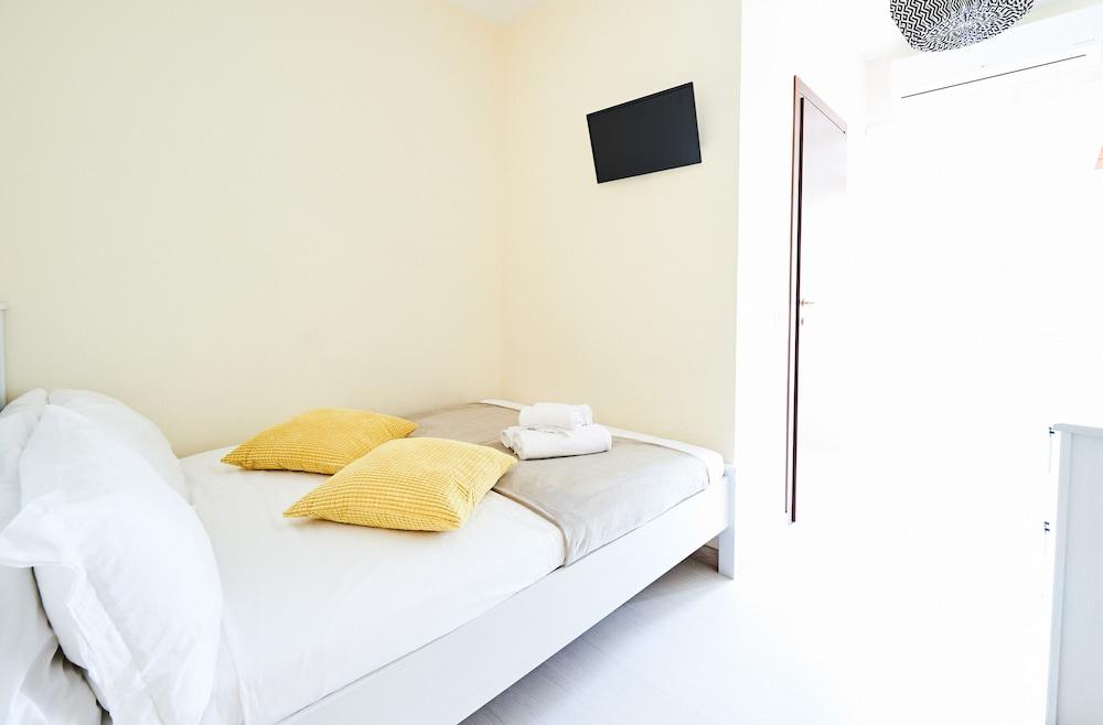 Drive In Bed and breakfast 3*