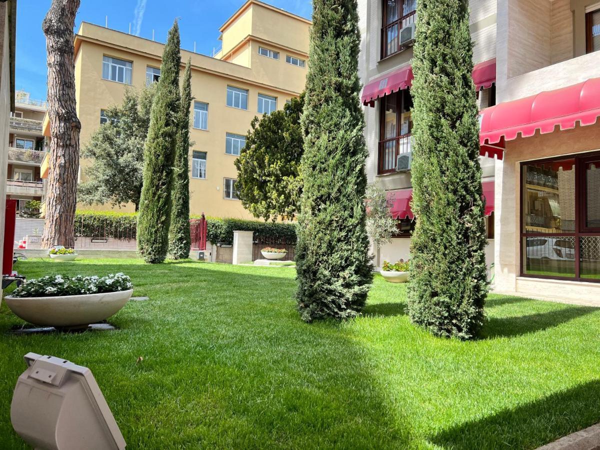 Gemelli Hotell 3*