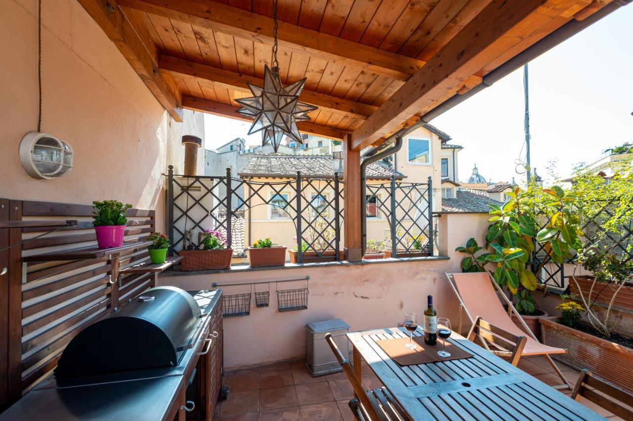 Banchi Nove, Penthouse Full Of Light And Silence Roma