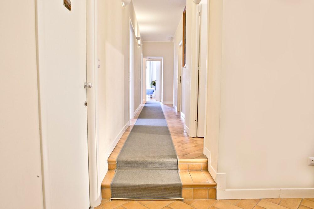Casa de hóspedes Residenza I Rioni 2*