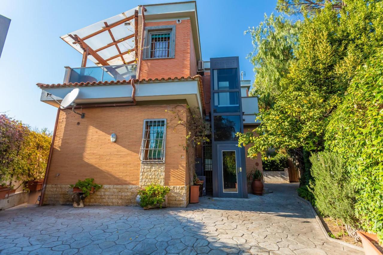 Apartment St Peter's Spacious 4 Bdr With Private Parking