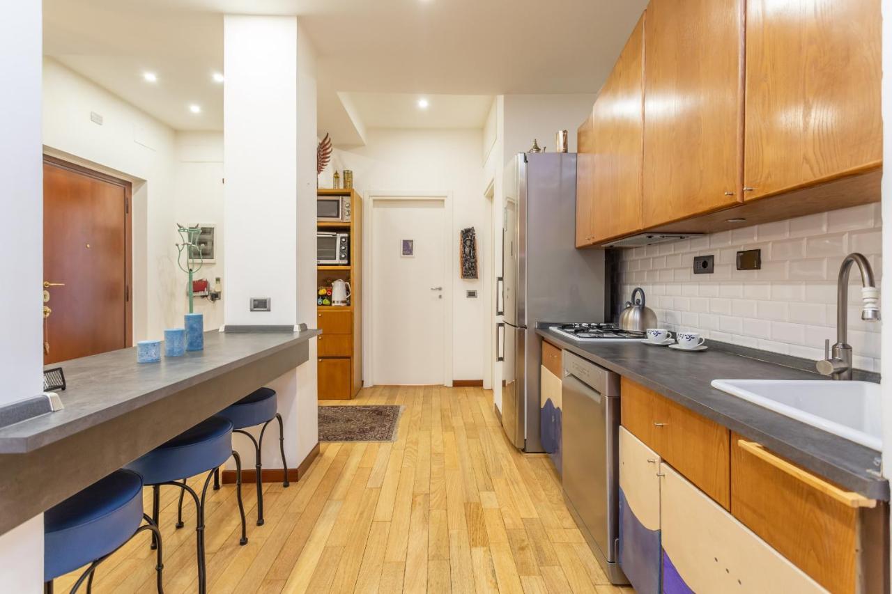 St Peter's Spacious 4 Bdr With Private Parking Apartment Rome