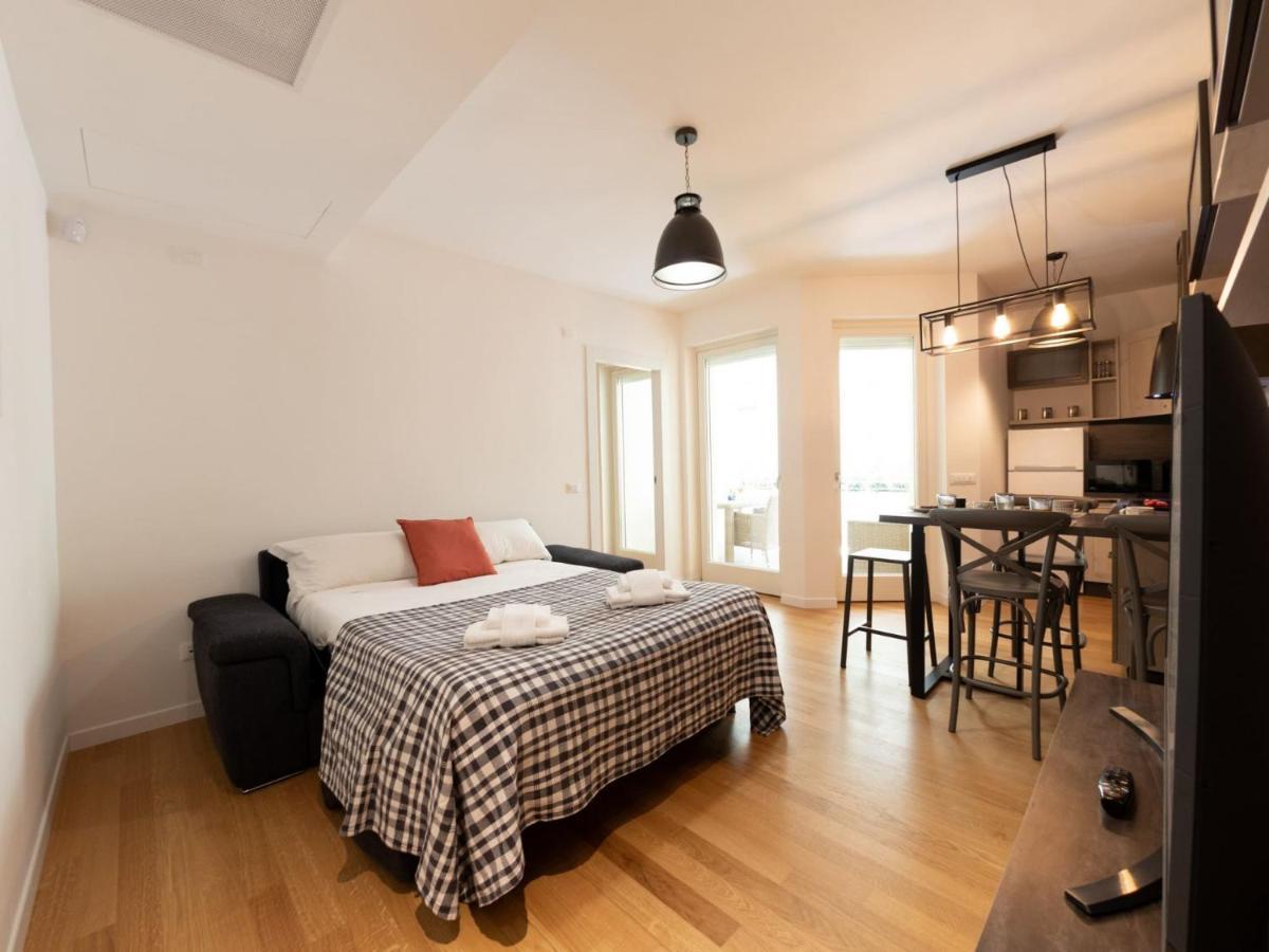 The Rent - Modern Close To Sant'agnese Metro Station Roma