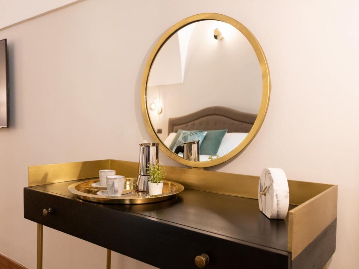 The Rent - Near Piazza Di Spagna Apartamento Roma