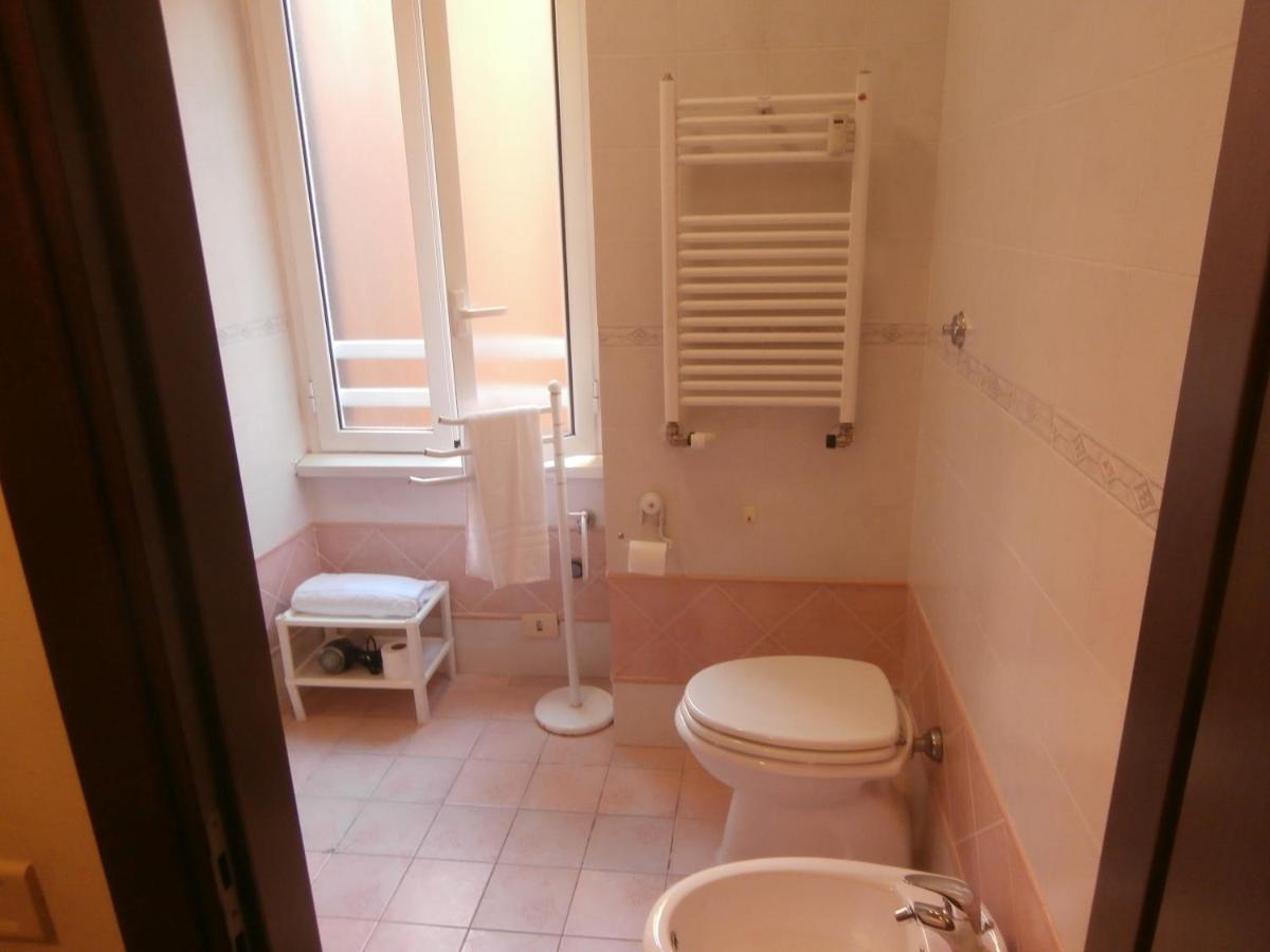 San Michele A Porta Pia Bed & Breakfast Roma