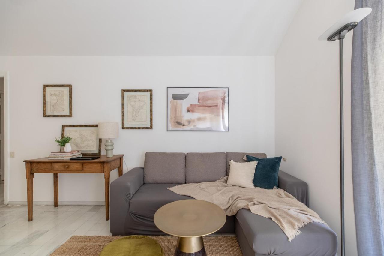 Apartment Iflat Bright Near Caracalla Baths *