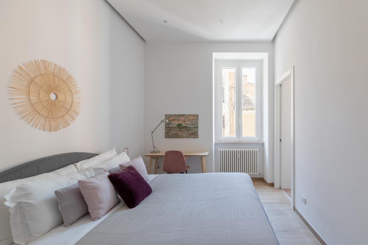Iflat Colorful And Bright In Monti Leilighet Roma