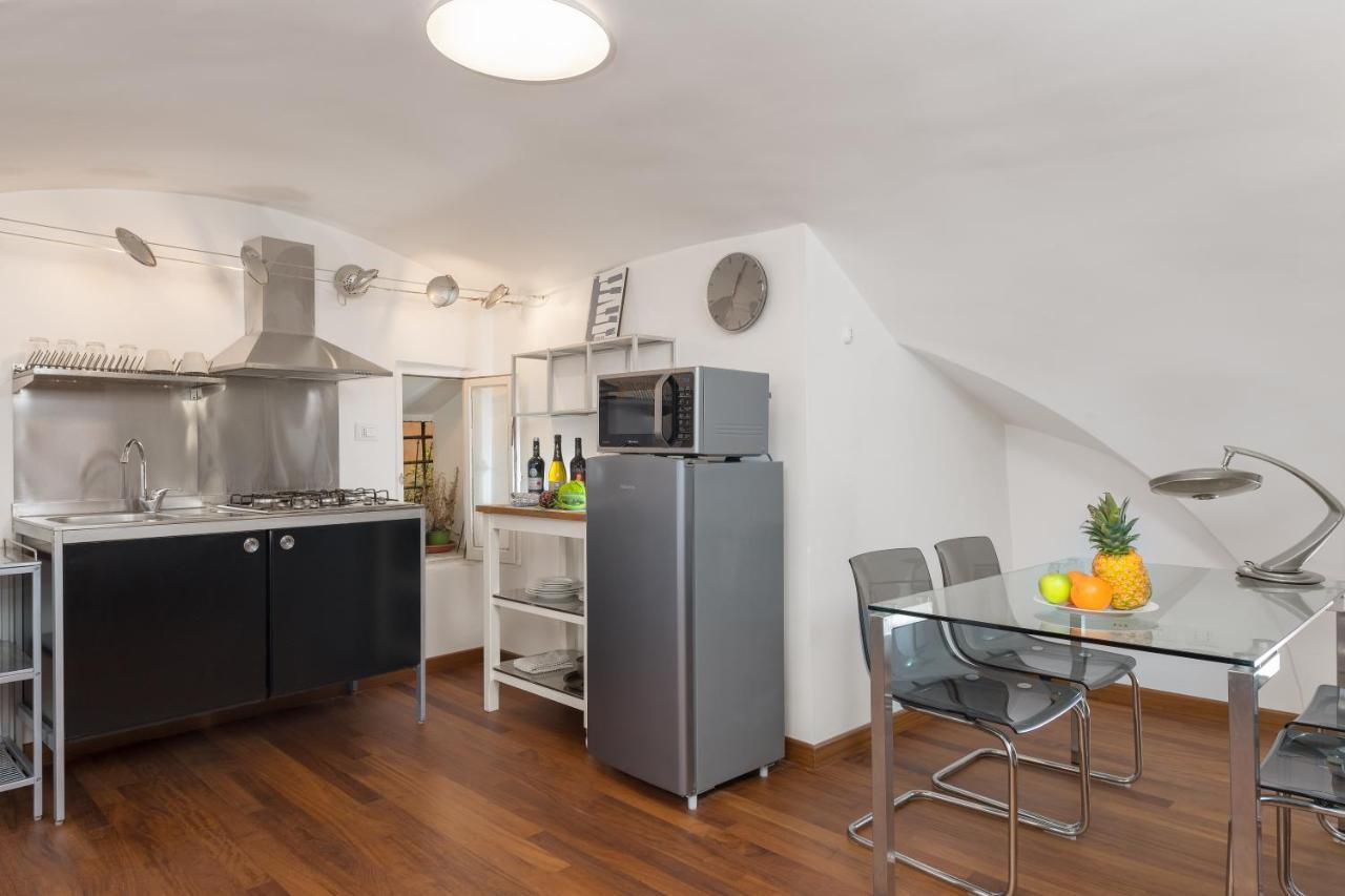 New! Amazing Piazza Navona View Apartamento Roma