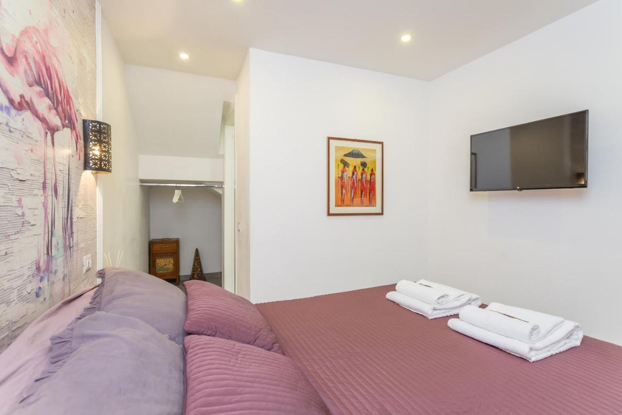 St Peter's Spacious 4 Bdr With Private Parking