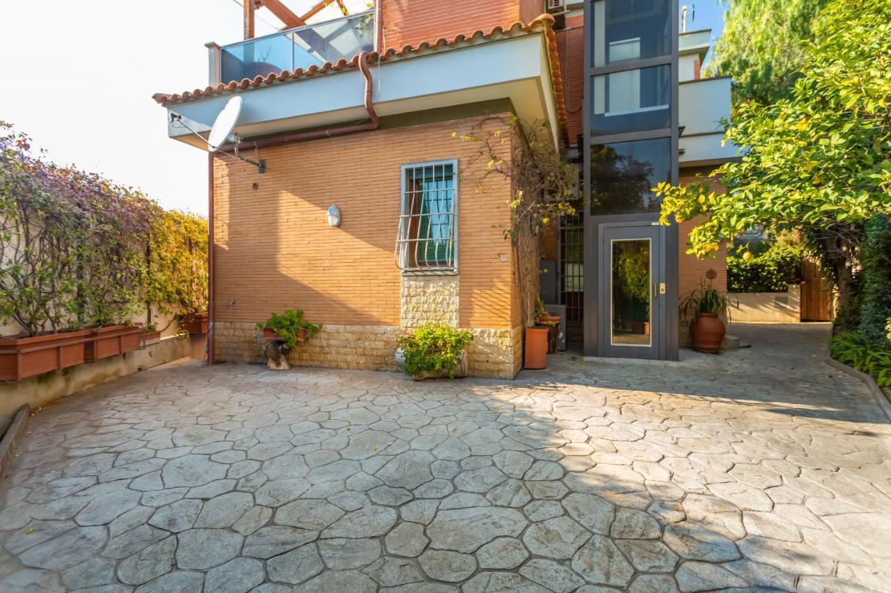 St Peter's Spacious 4 Bdr With Private Parking Apartment