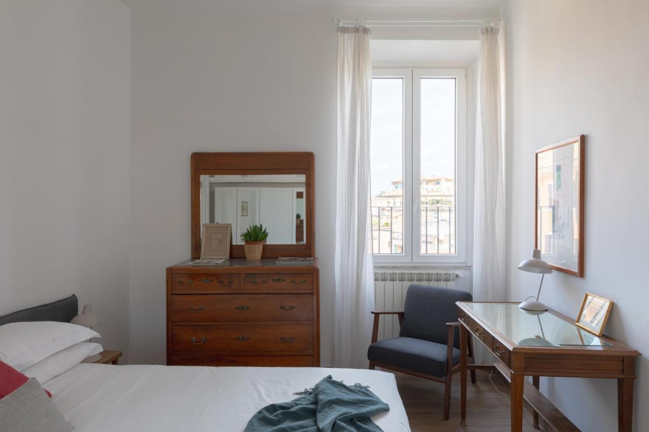 Amazing Penthouse With Terrace And Rooftop In Trastevere