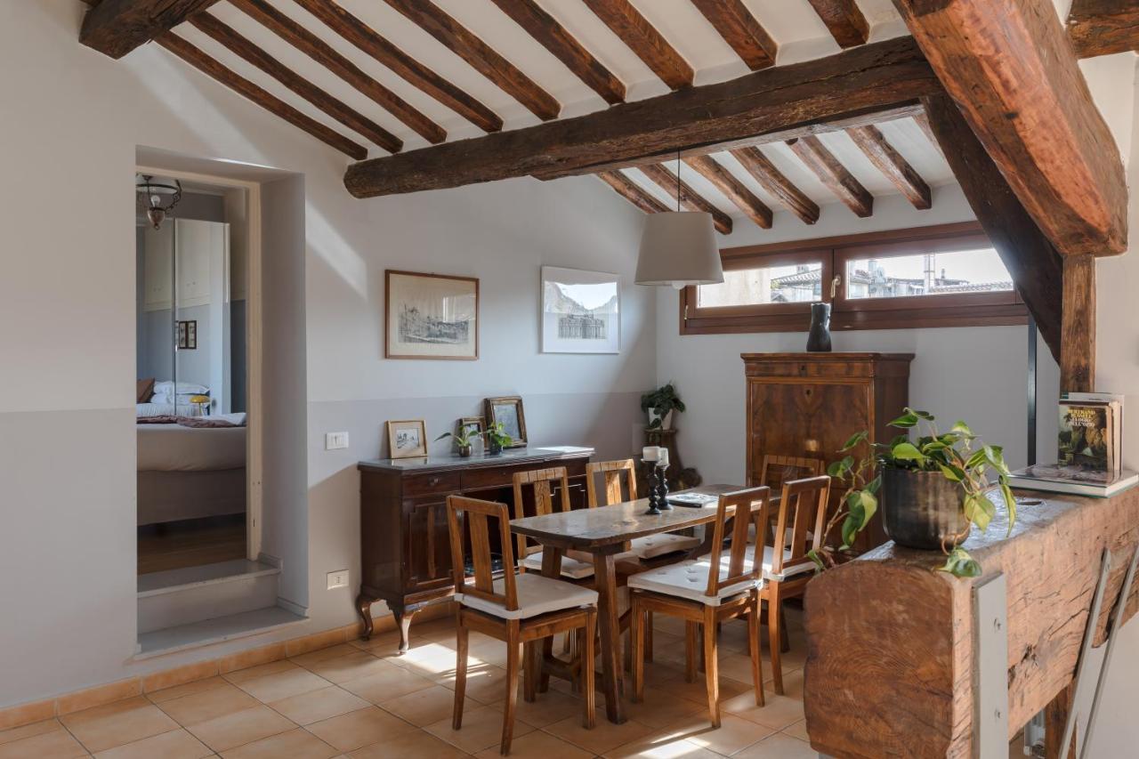 Apartamento Amazing Penthouse With Terrace And Rooftop In Trastevere Roma