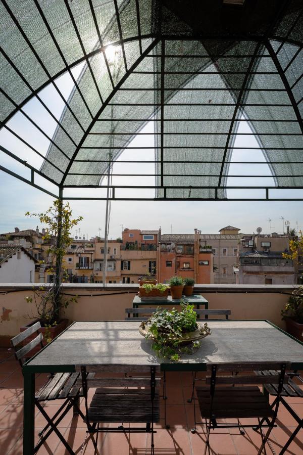Amazing Penthouse With Terrace And Rooftop In Trastevere Apartamento Roma
