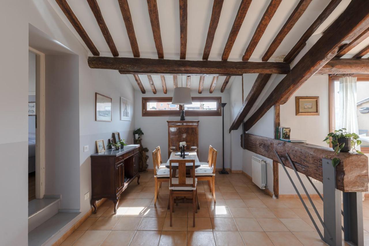 Amazing Penthouse With Terrace And Rooftop In Trastevere Roma