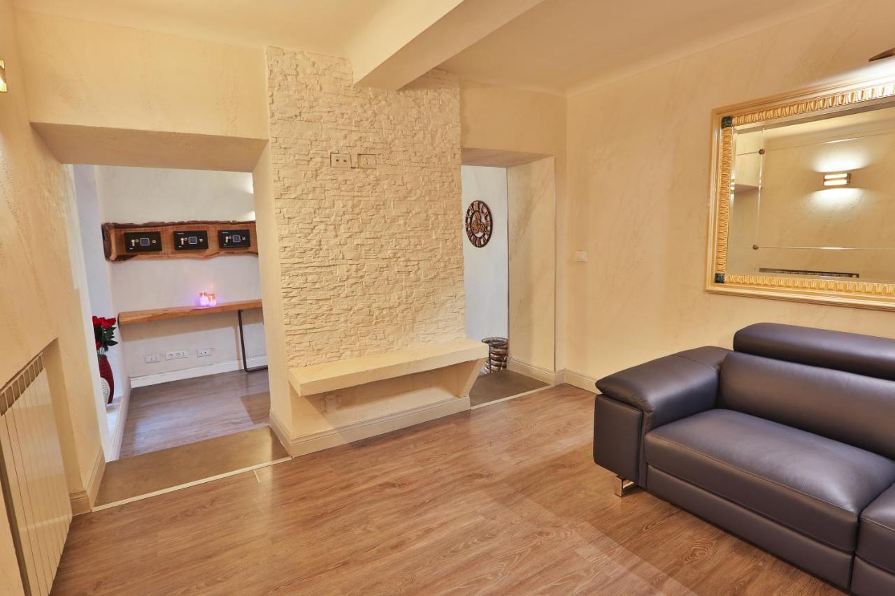 Grottini Luxury ~ Pantheon Rom