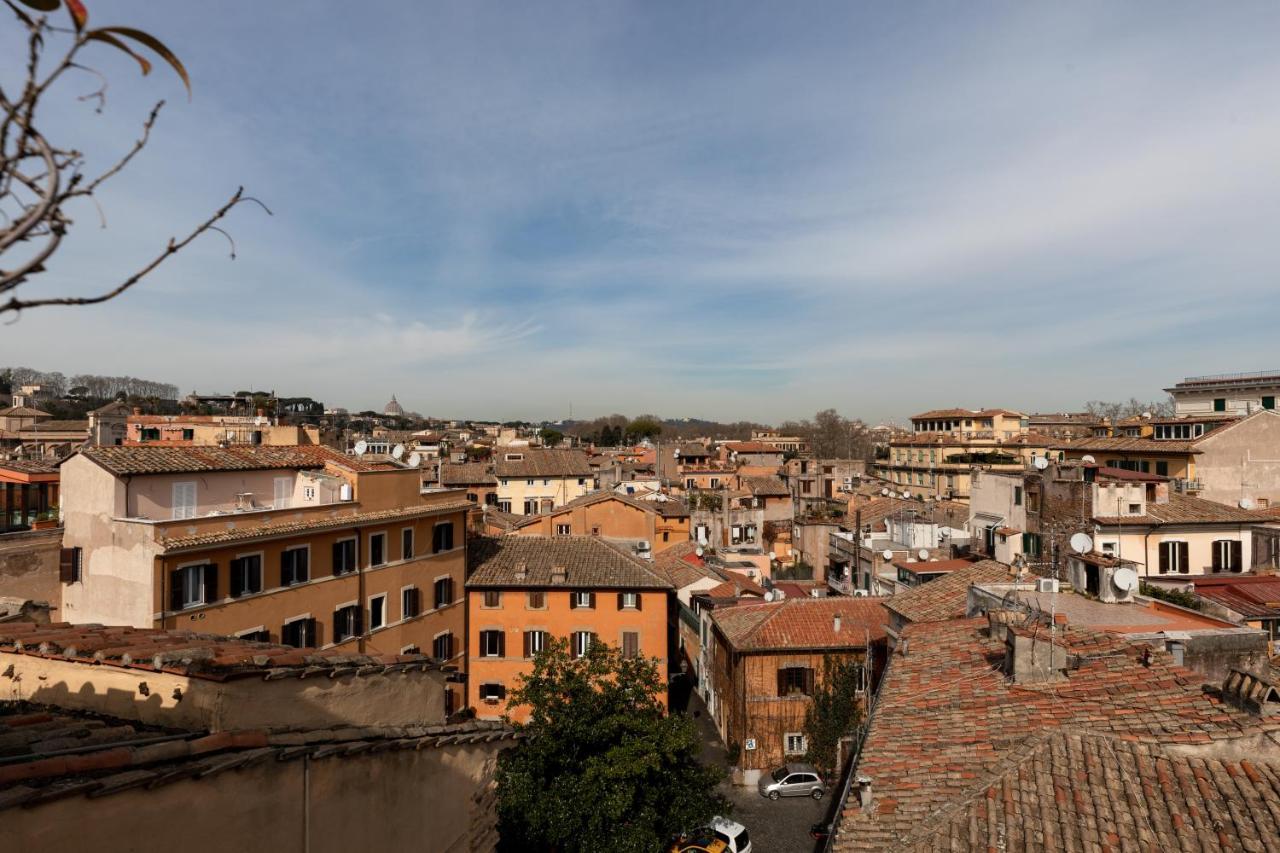 Amazing Penthouse With Terrace And Rooftop In Trastevere Apartamento Roma