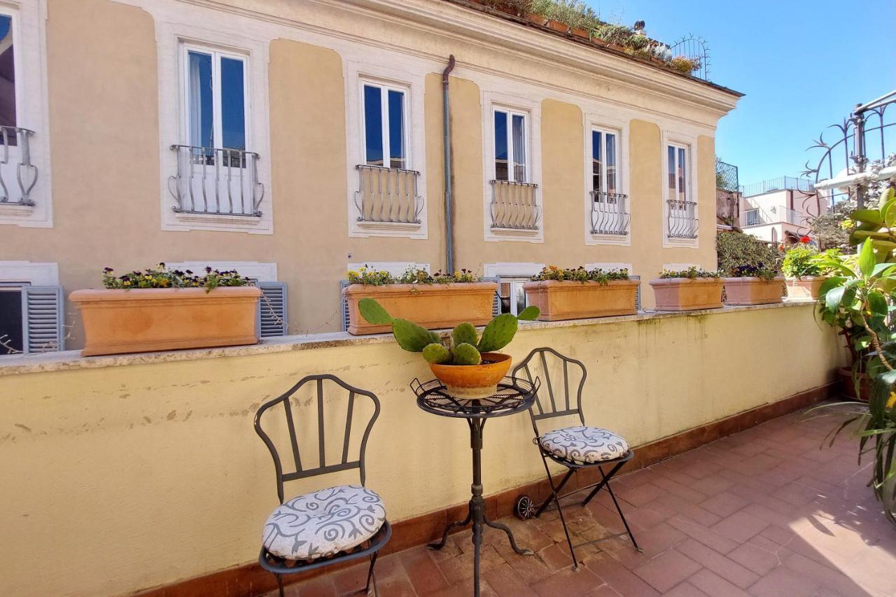 4bnb - Luxury Trevi W Terrace Apartment