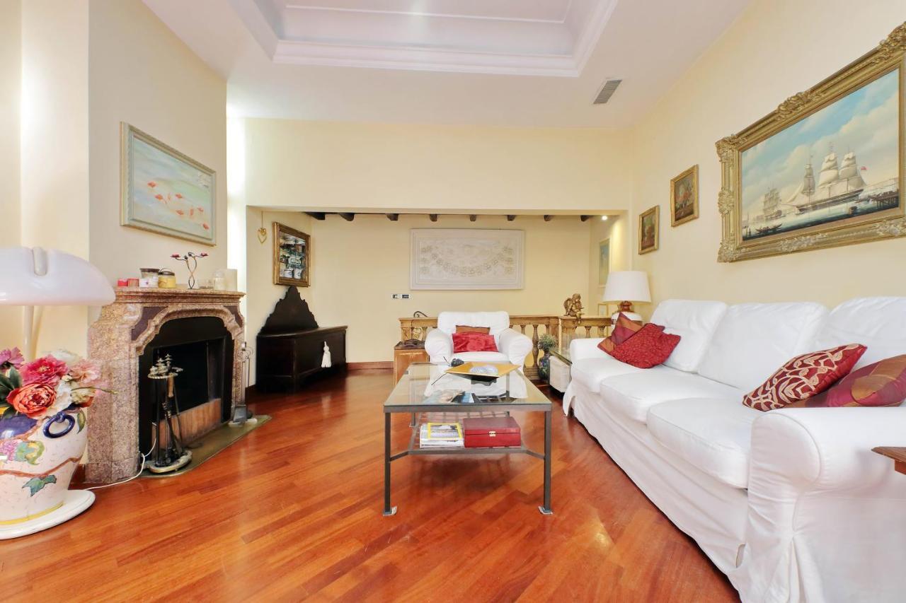 Apartment 4bnb - Luxury Trevi W Terrace