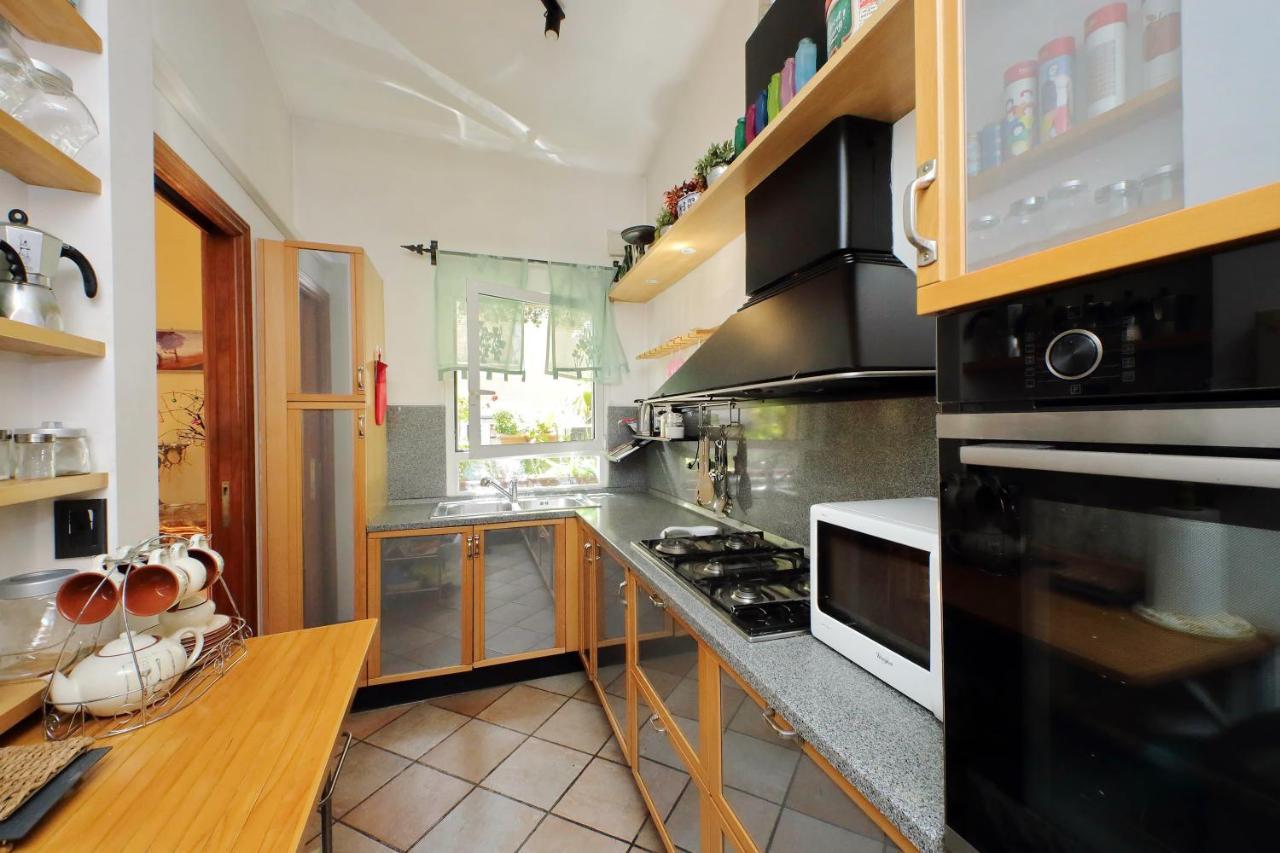 4bnb - Luxury Trevi W Terrace Apartment Rome
