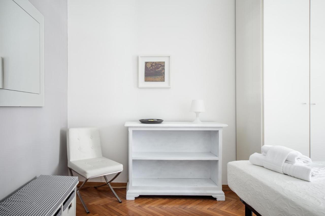 Sunny Flat Near Borghese Apartamento