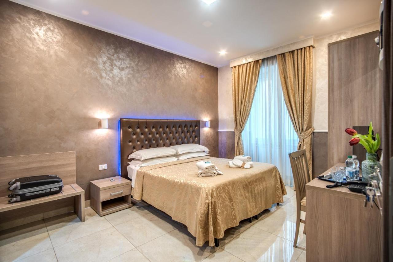 Centro Cavour 3* Rom