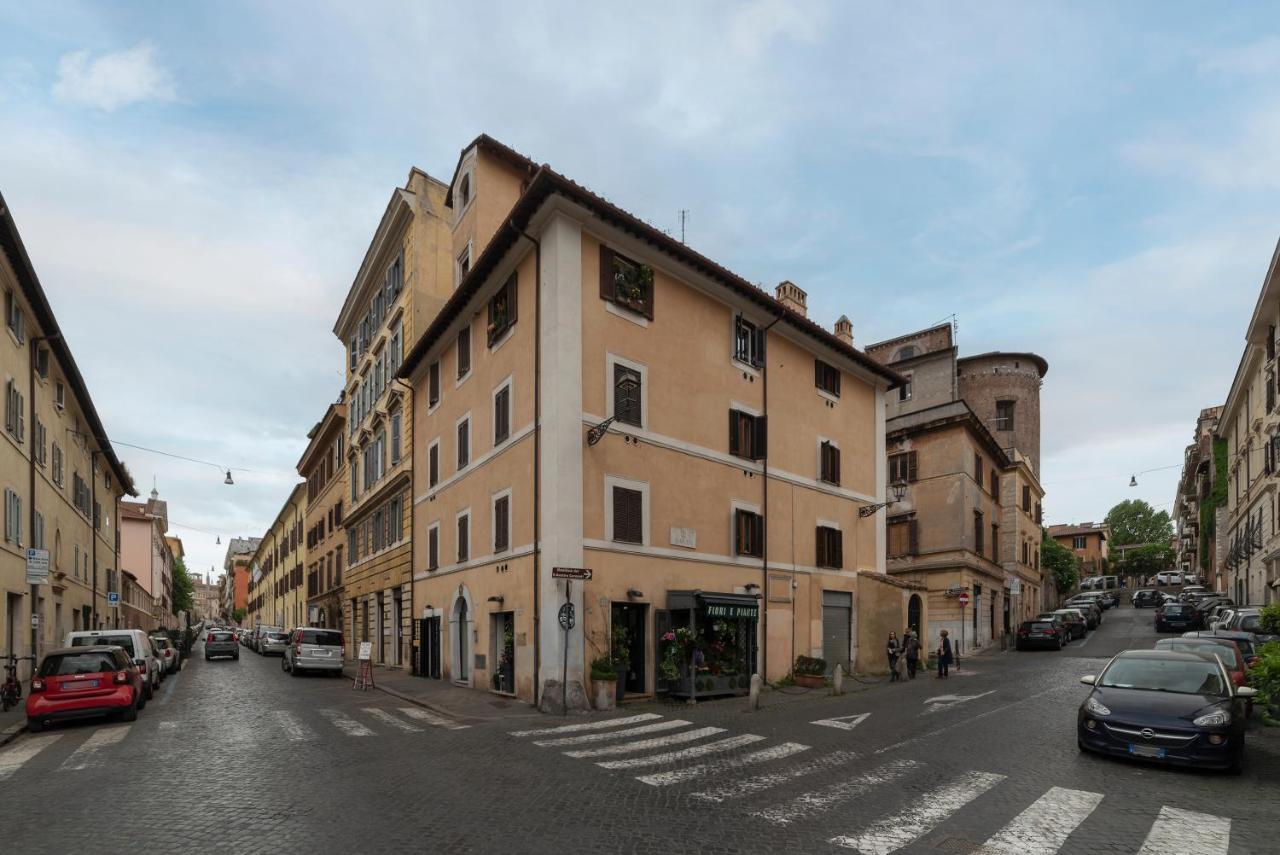 Apartment Colosseo & Fori Imperiali Wooden Flat