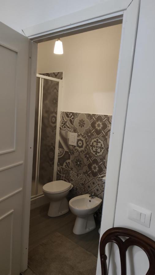 La Badia Del Cavaliere 1 Gjestgiverier Roma