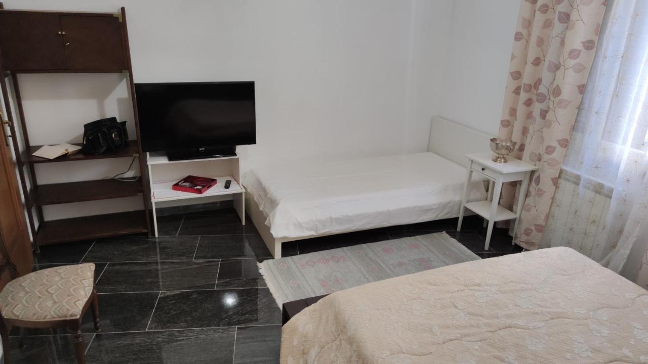La Badia Del Cavaliere 1 Gjestgiverier Roma