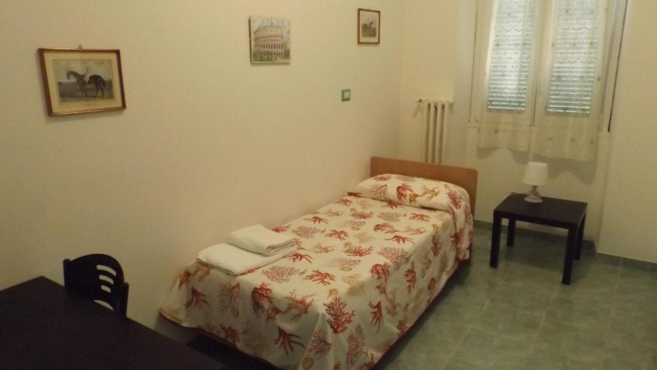 Foresteria Esercito Della Salvezza Hostal *