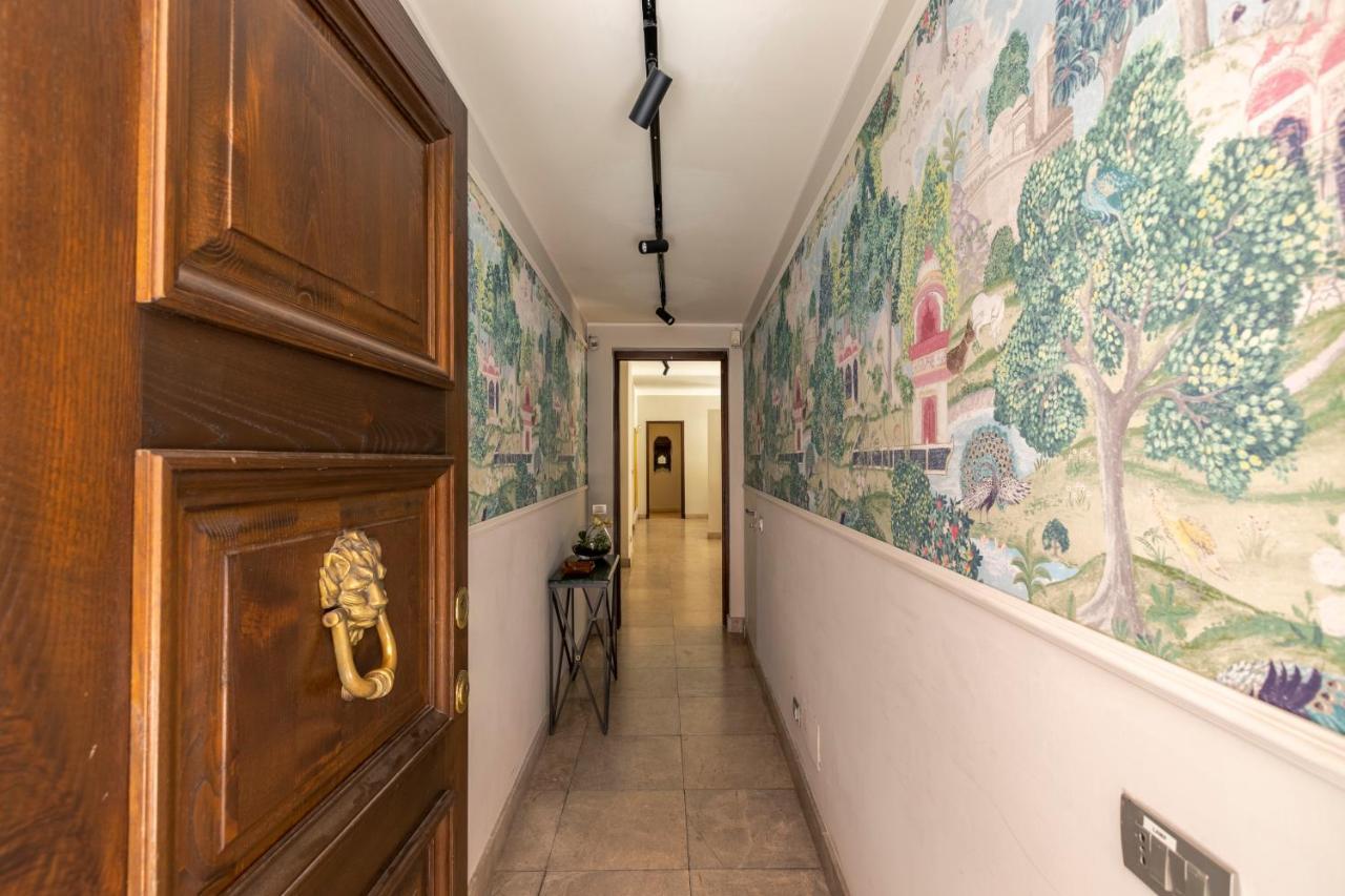Appartamento Romac Fontanella Borghese Palace *
