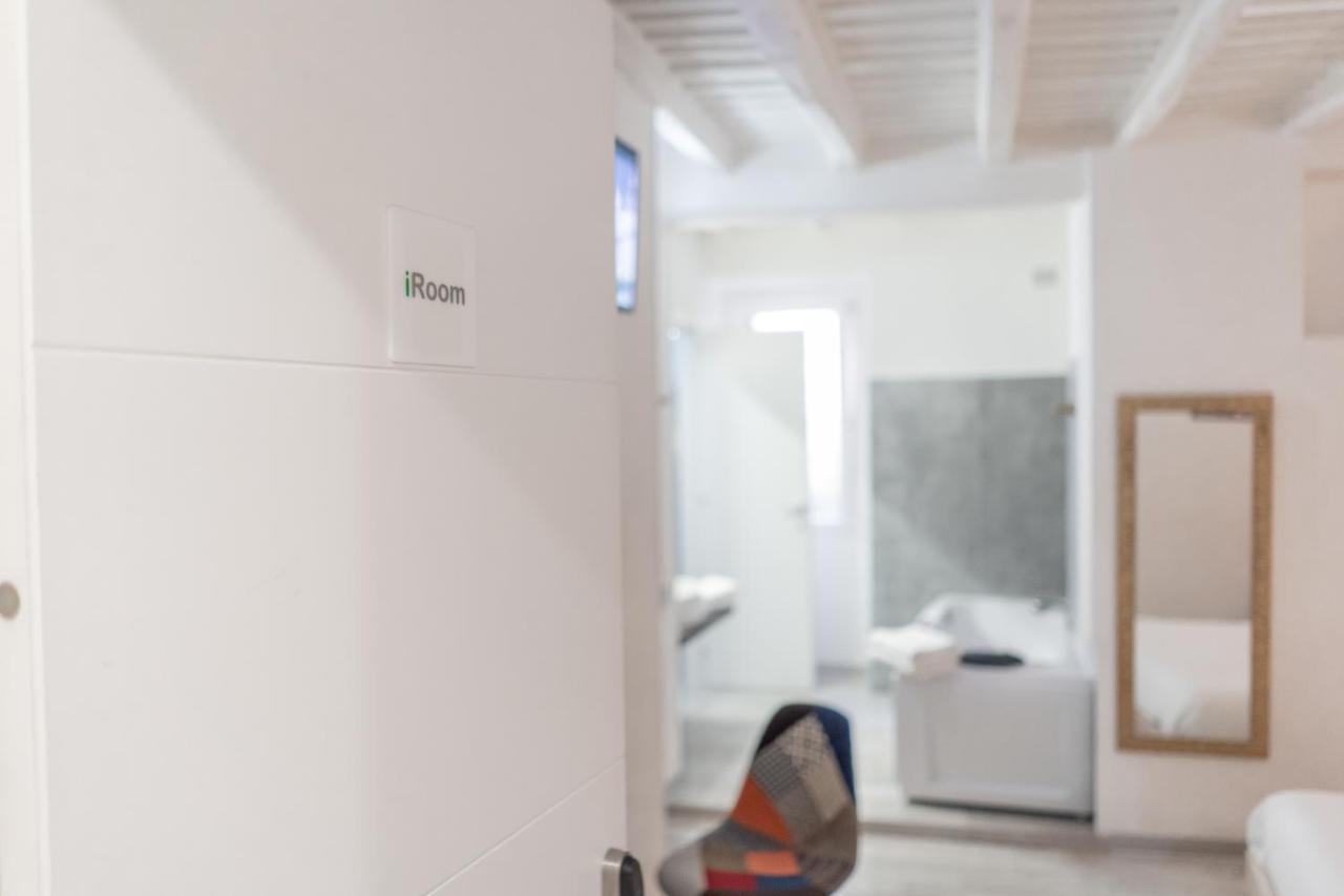 Affittacamere Irooms - Spanish Steps 4*