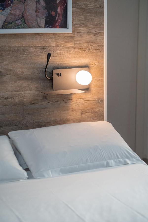 Irooms - Spanish Steps Affittacamere 4*
