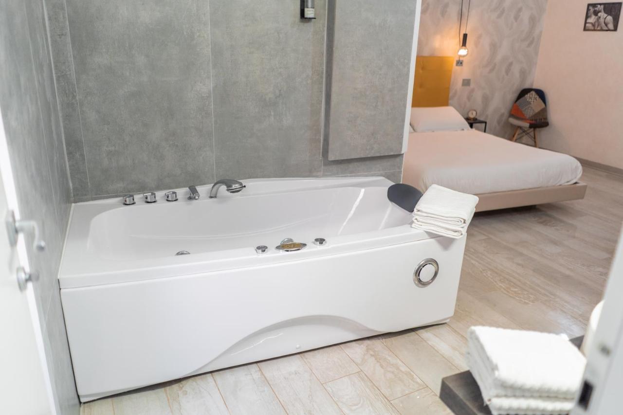 Affittacamere Irooms - Spanish Steps 4*