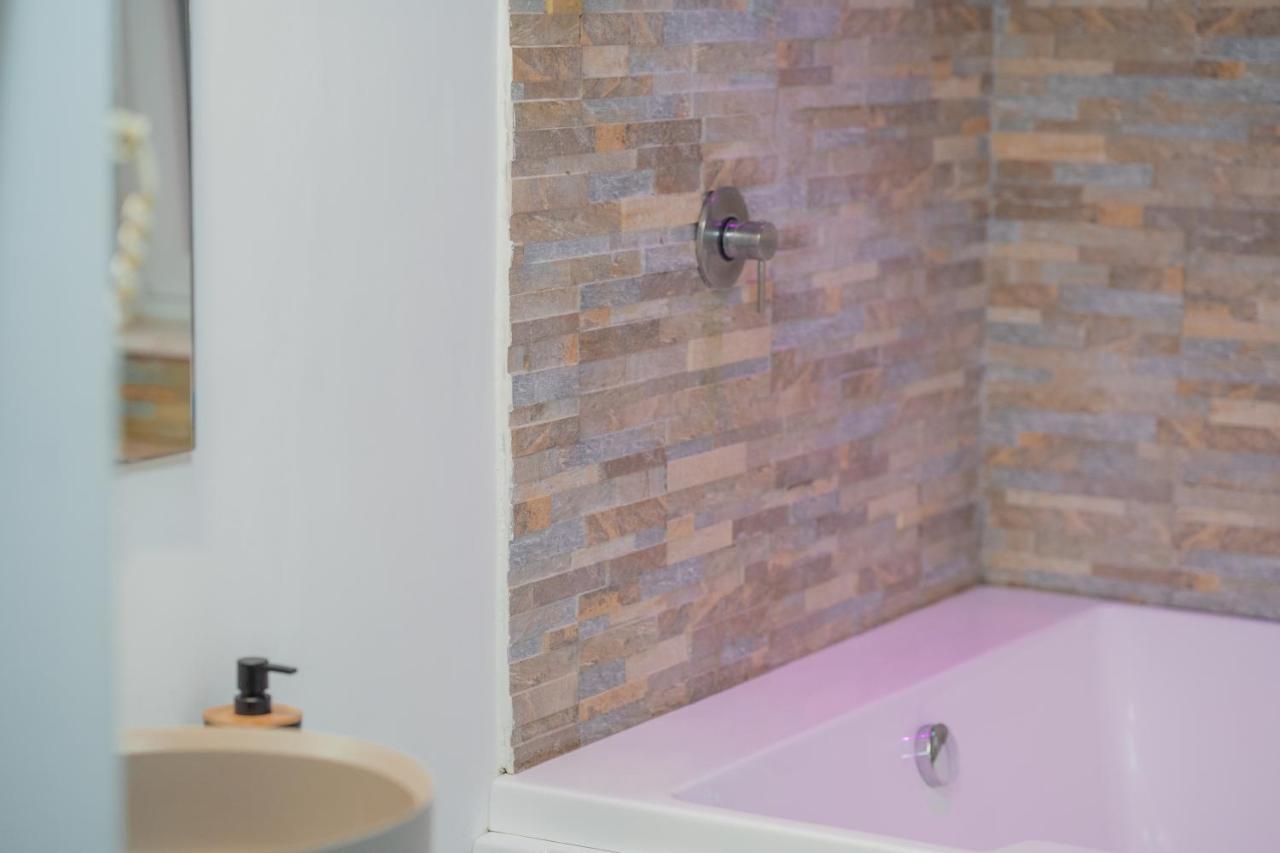 Irooms - Spanish Steps