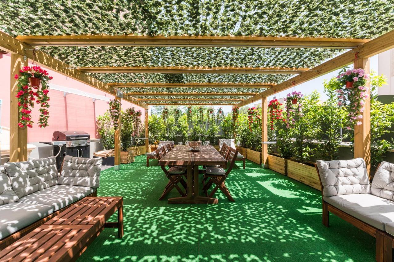 The Garden Regency * Rom