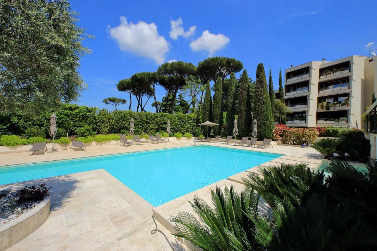 Luxury Aurelia With Swimming Pool Apartamento