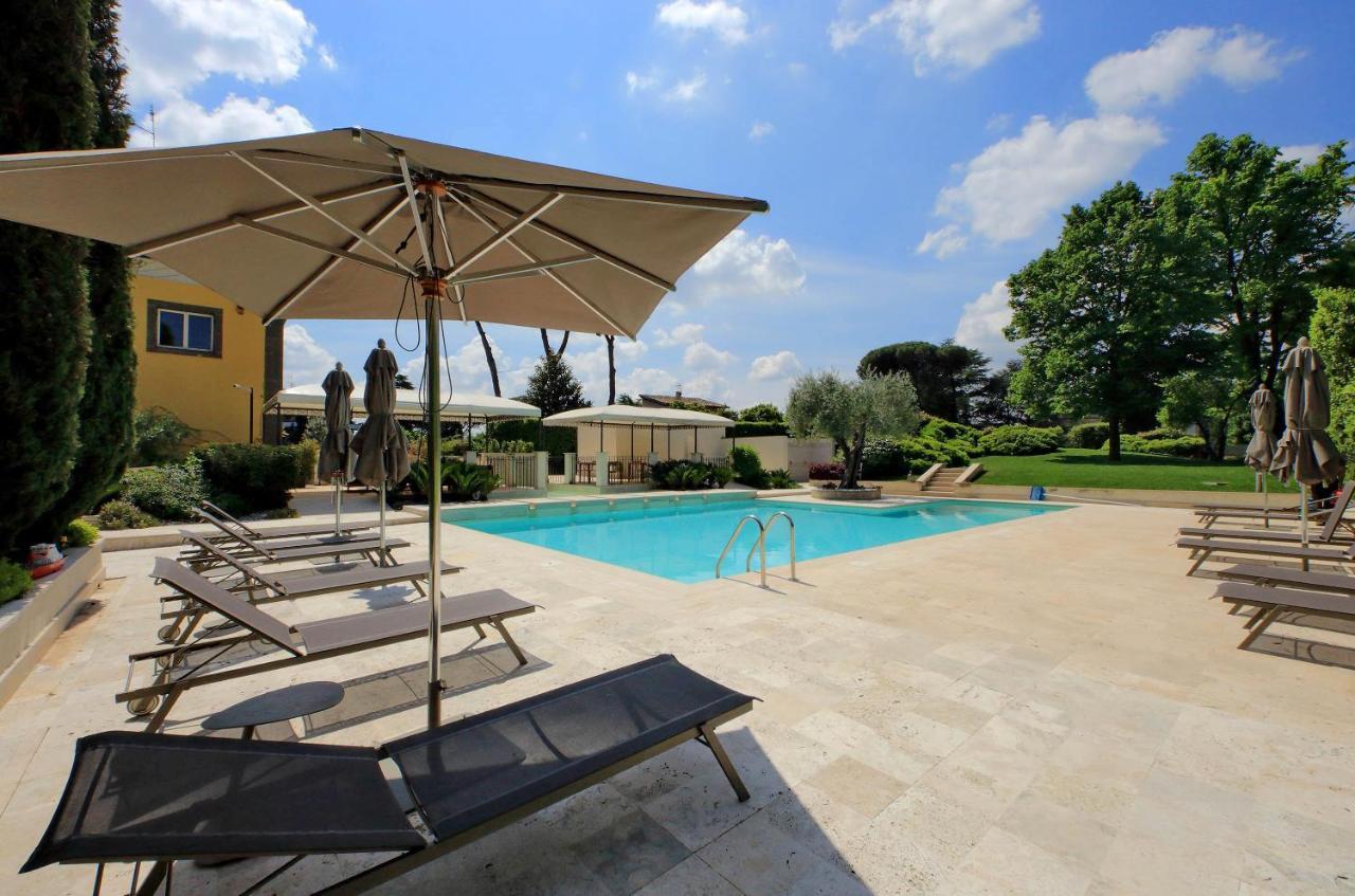 Apartamento Luxury Aurelia With Swimming Pool