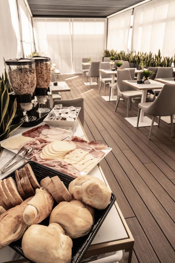 Relais Manzoni 3* Rom