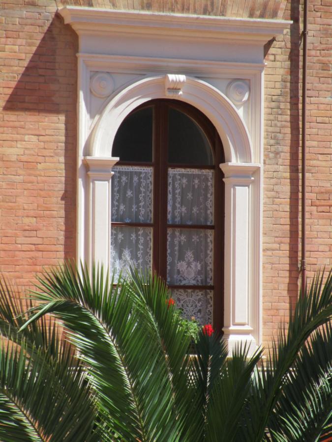 Casa S. Giuseppe Di Cluny Acomodação com café da manhã 