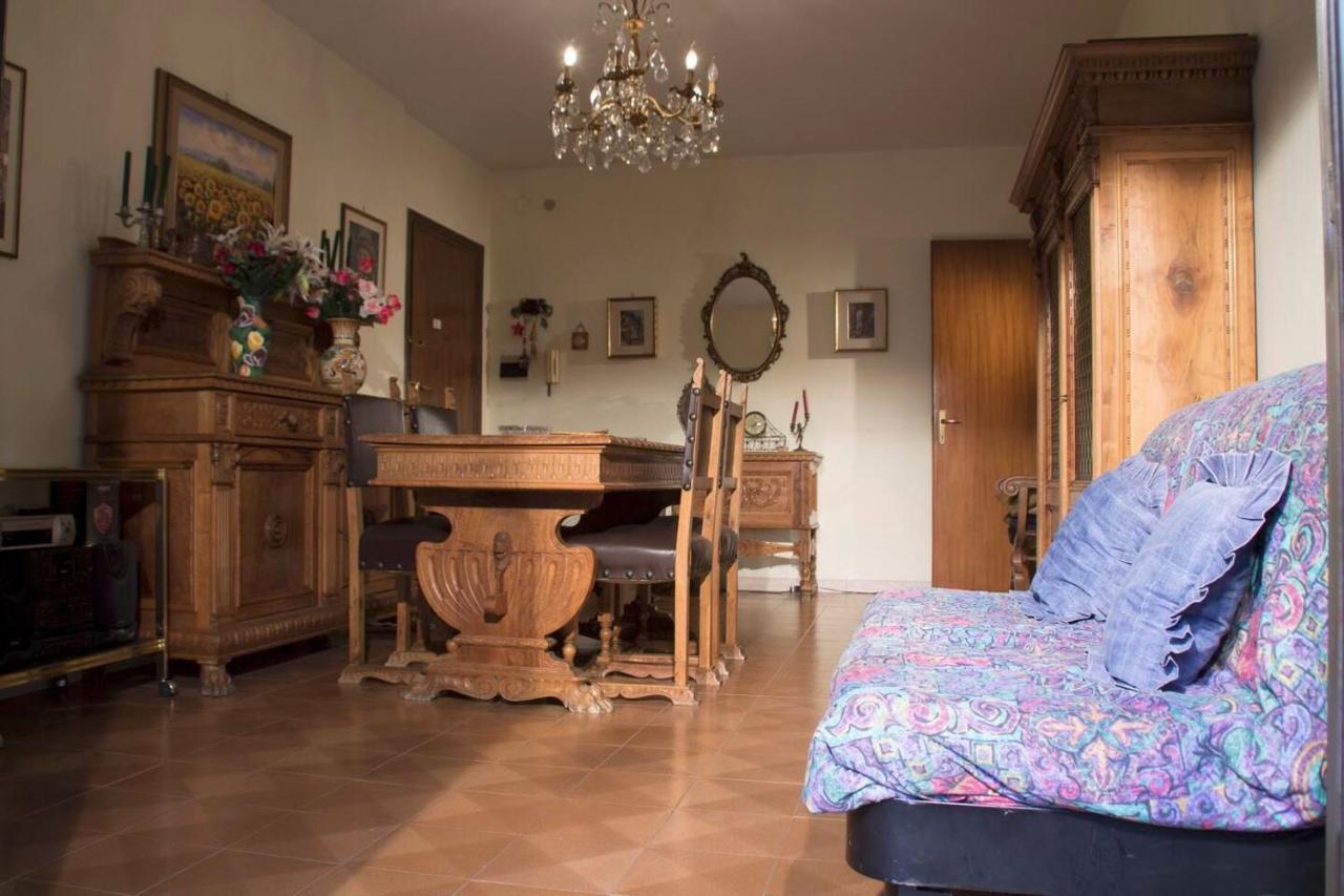 Una Casa A Apartamento